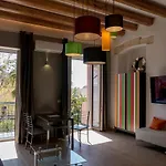 Myo Charming House